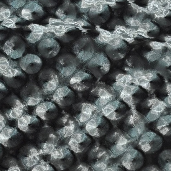 Beatriz Bisset Originals Sage & Gold Velvet Silk Throw with Beaded Tassels - Picture 5 of 8